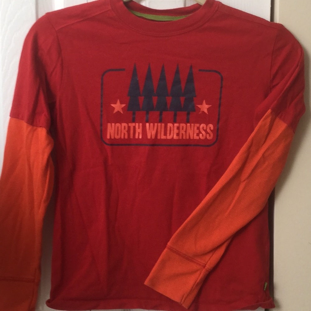 Beautiful long sleeve Tee.  Super soft.